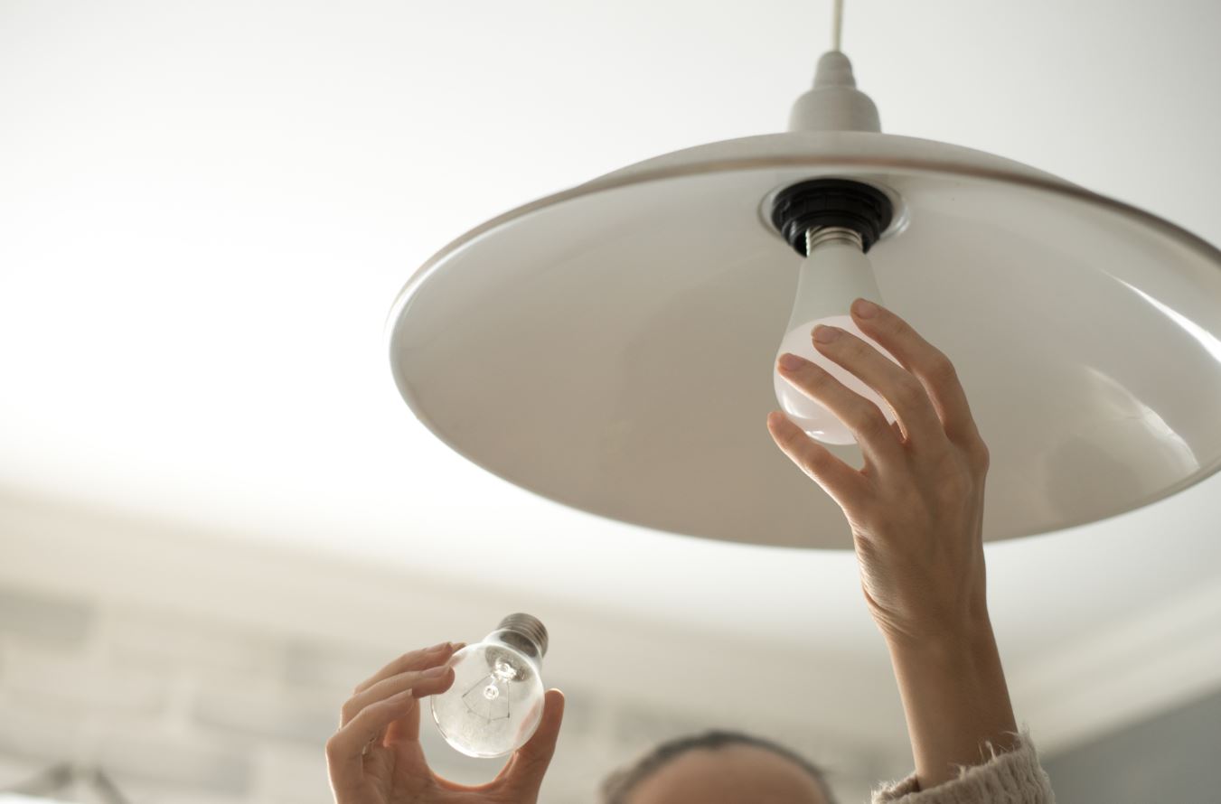 energy saving LED lightbulb